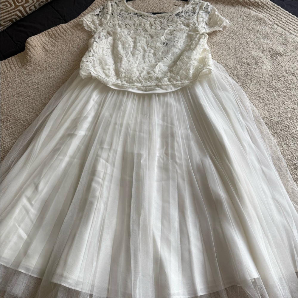 Adrianna Papell Ivory Lace Top Tulle Skirt Wedding Dress